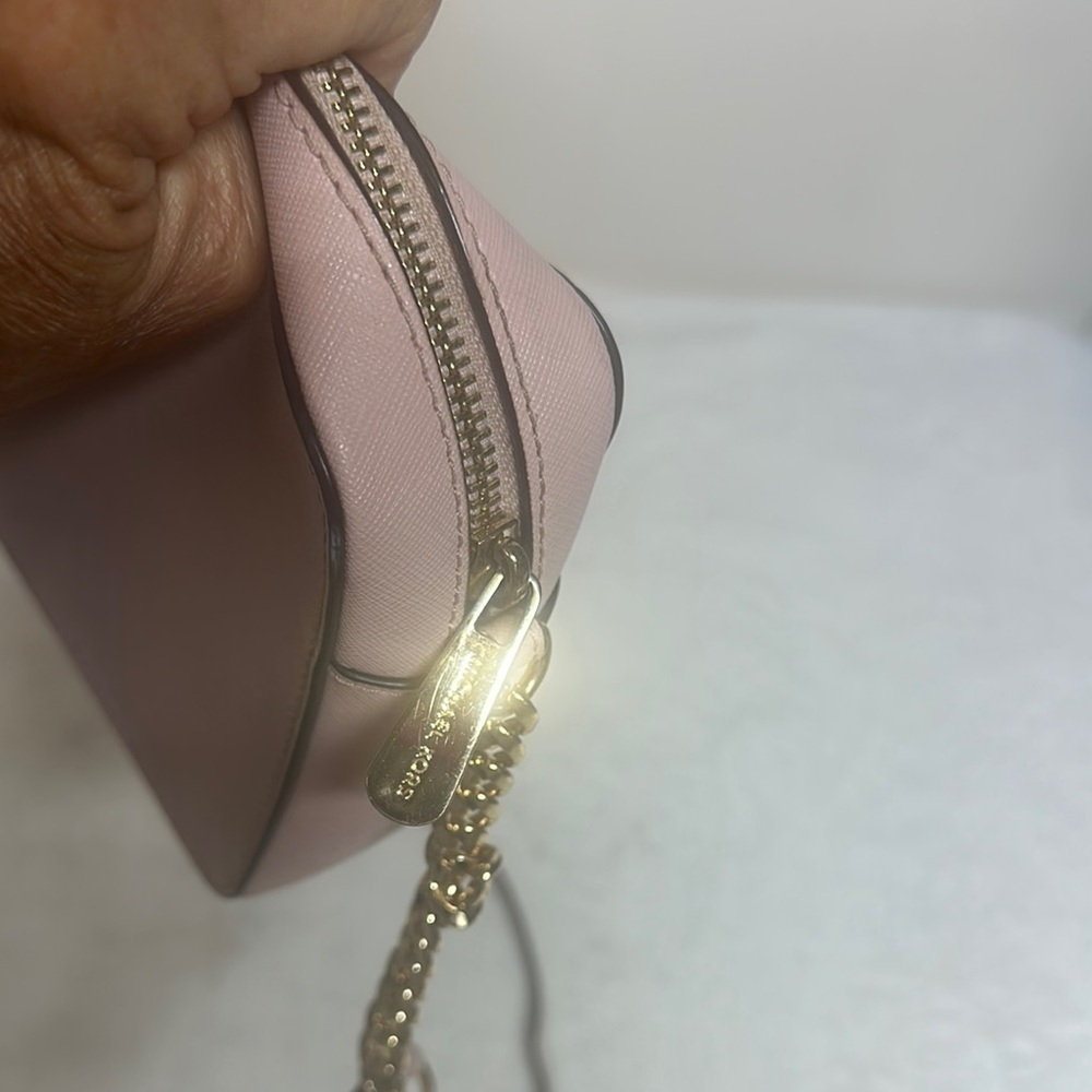 Michael Kors Pink Crossbody Bag with Structured Design - Picture 9 of 16